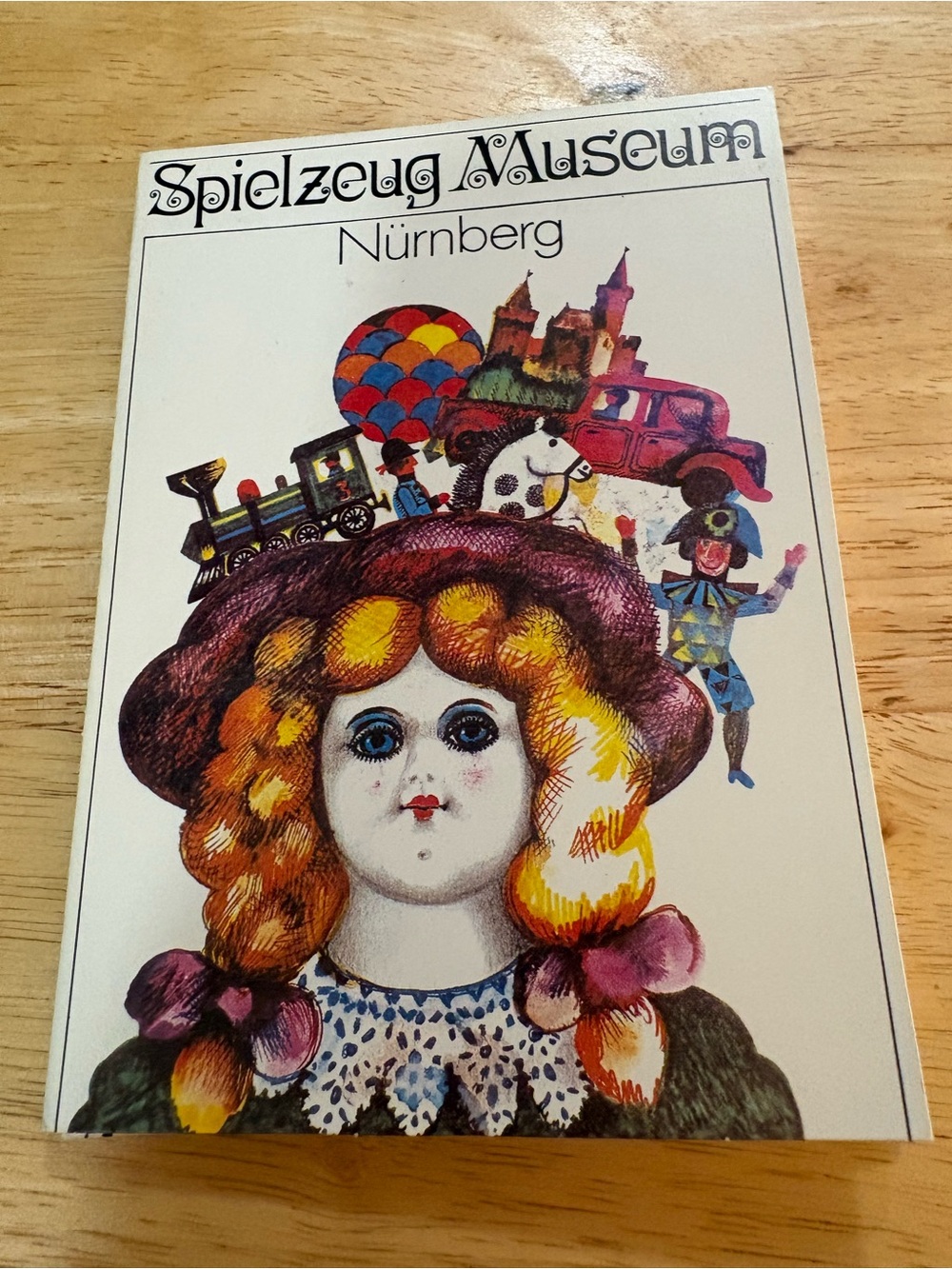 8 mini postcards of dolls from Spielzeug Museum (dolls) Nurnberg Germany various